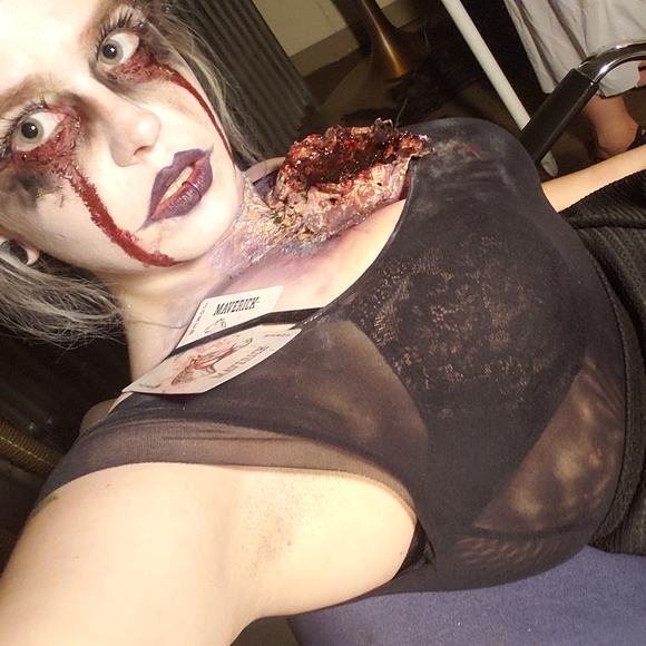 Meet your Posher, Davina - Picture 4 of 4